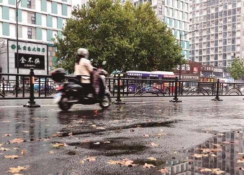 本周两头晴中间雨  早晚秋凉感越发明显